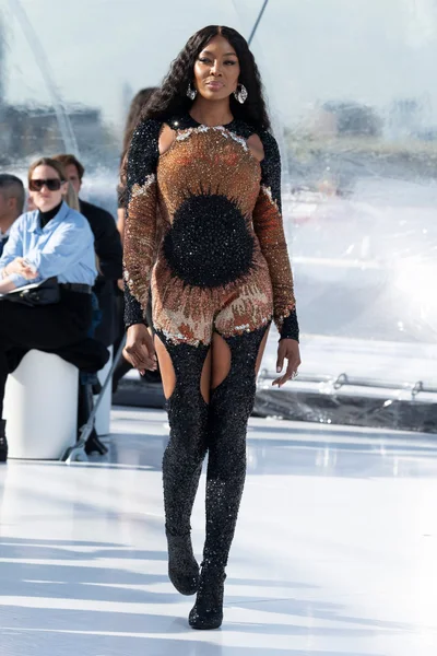 Look 37